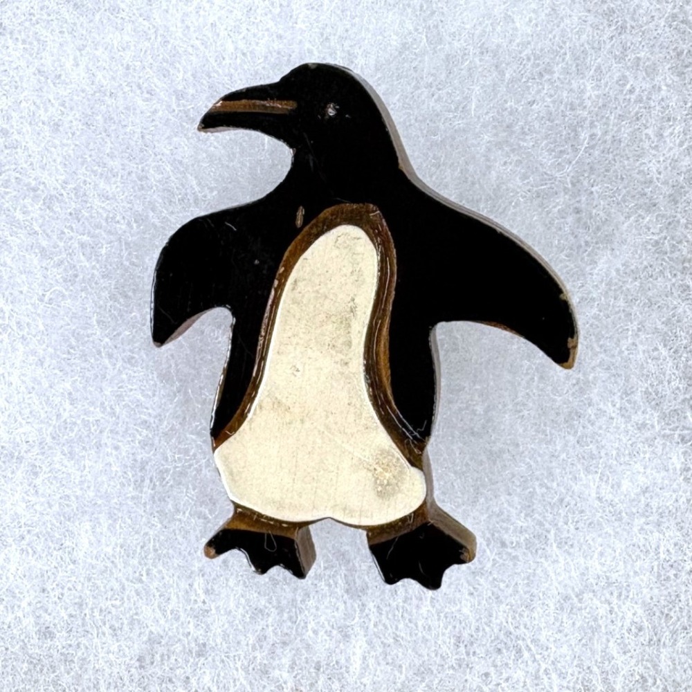 Vintage Handmade Wooden‎ Penguin Brooch Hand Painted Folk Art Animal Bird Pin
